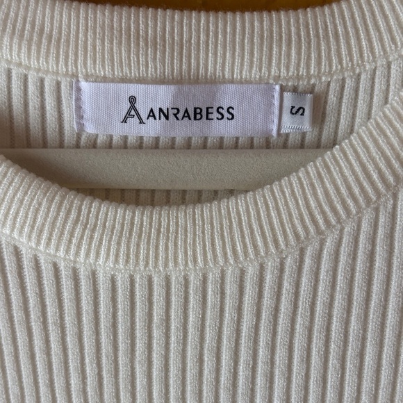Anrabess White Ribbed Knit Dress with Belt. Ivory- off white. Sz. S NWOT - Picture 2 of 4
